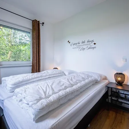 Wieringen Waddenlodge Met Welnesskamer Villa