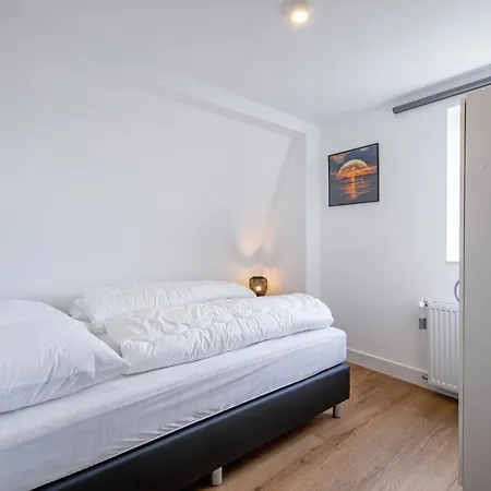 Wieringen Waddenlodge Met Welnesskamer *
